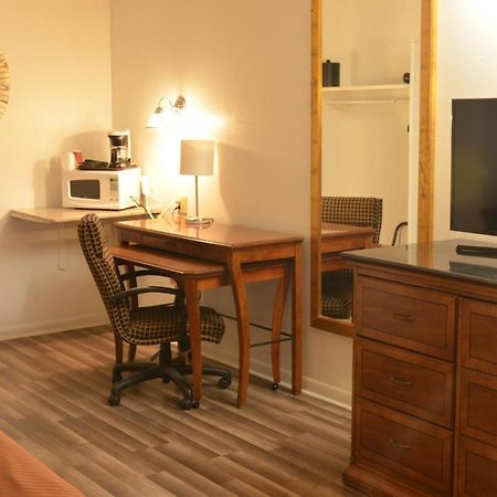 The Oak Motel La Grange Εξωτερικό φωτογραφία