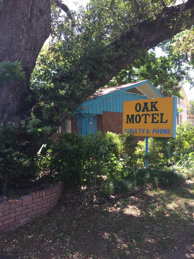 The Oak Motel La Grange Εξωτερικό φωτογραφία