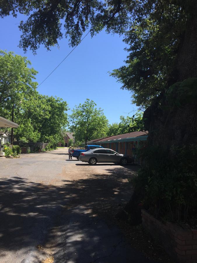 The Oak Motel La Grange Εξωτερικό φωτογραφία