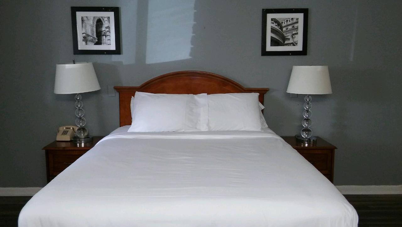 The Oak Motel La Grange Εξωτερικό φωτογραφία