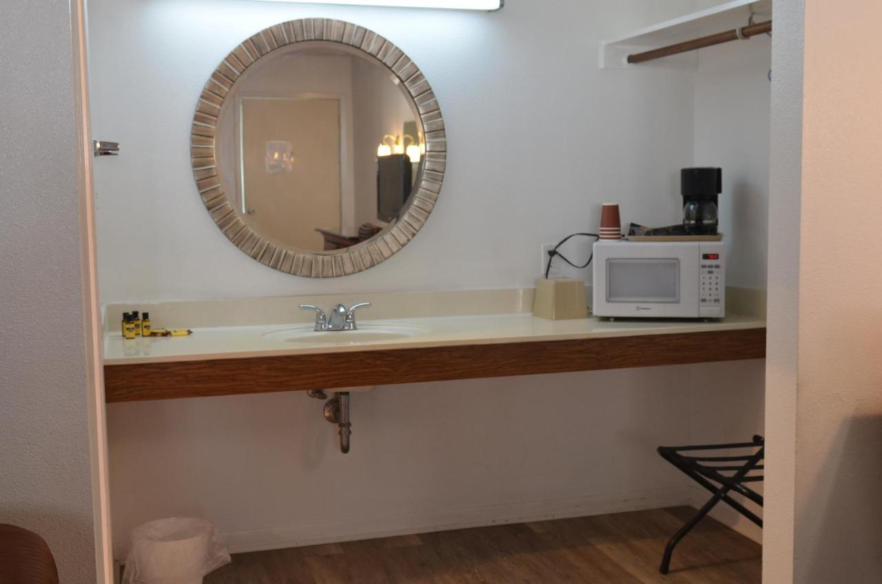 The Oak Motel La Grange Εξωτερικό φωτογραφία